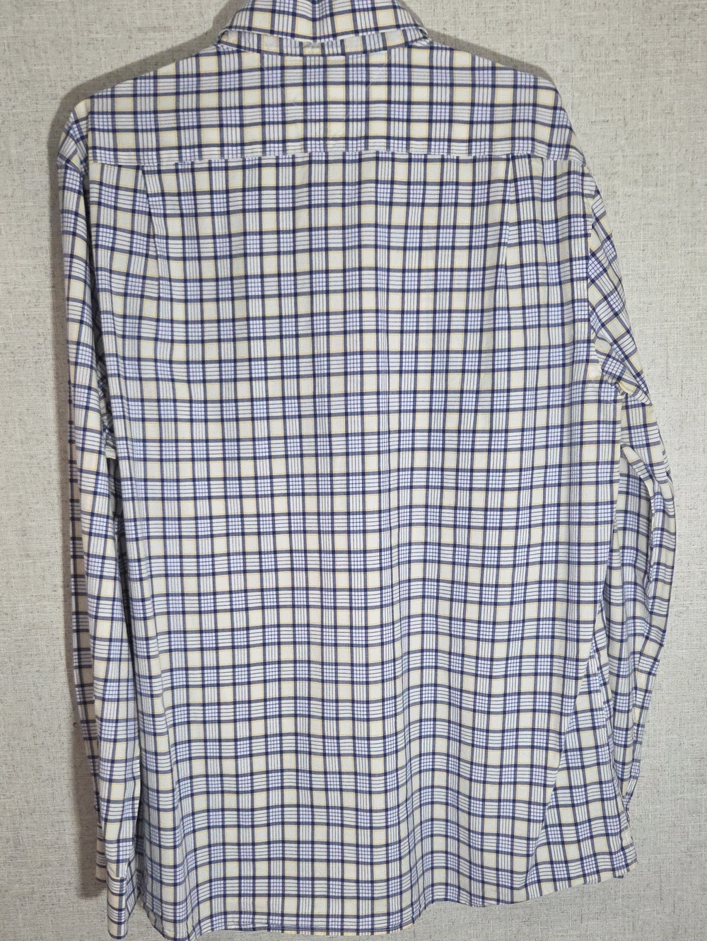 Tommy Hilfiger White and Blue Plaid Mens Button-Down Shirt 16 1/2 34-35 Sleeve - Picture 2 of 3